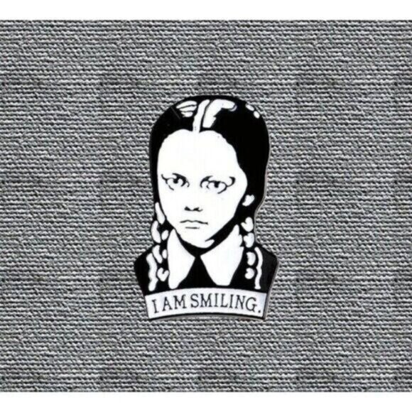 3/20 I Am Smiling Wednesday Addams Enamel Pin - Picture 1 of 1